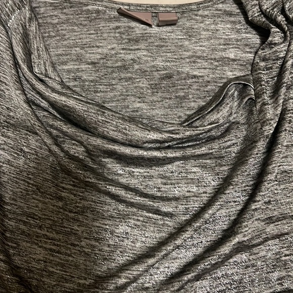 EasyWear By Chico’s, With a glow look, Cap Sleeves, Nice Neckline Top, Multi, 2 - Picture 6 of 6